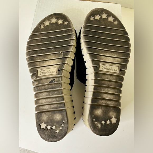 SKECHERS Women’s Luxe Foam Urban Escape Black Wedge Slide Heel Sandals Size 8 - Picture 5 of 6